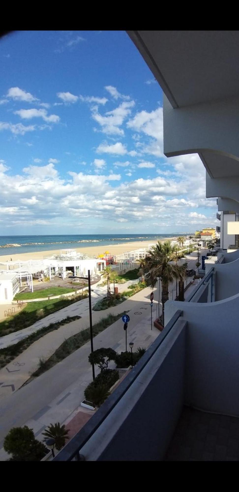 Hotel Ideal Rimini Exterior photo